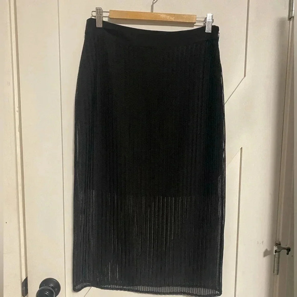 Halston | Black skirt - sheer patterned fabric over a shorter liner - size small - Picture 1 of 5